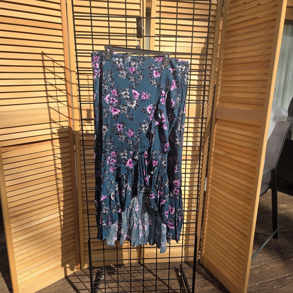 Torrid Asymmetrical Floral Skirt in Teal and Pink